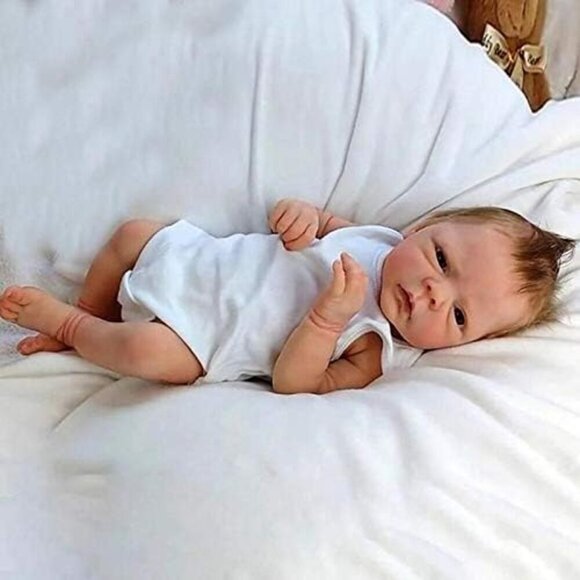 ❤️ 18 inch Silicone Baby Doll Boy with Soft Body Realistic Newborn Toddler Dolls - Picture 3 of 3